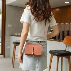 Brand new shoulder bag